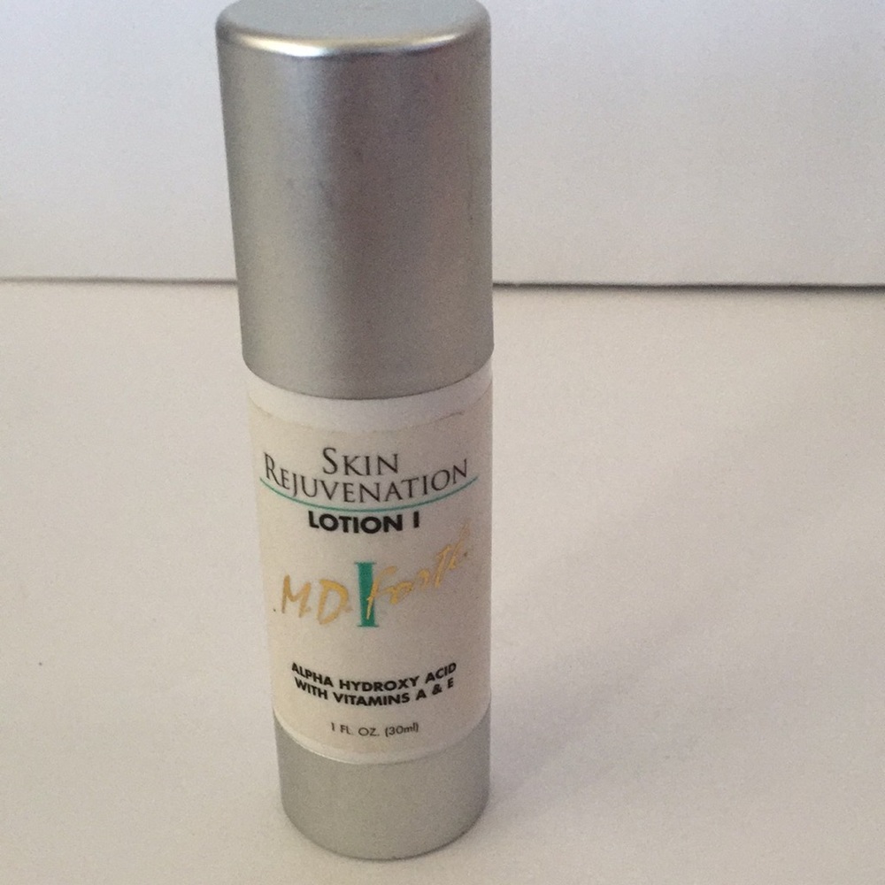 M.D. Forte Skin Rejuvenation Lotion I